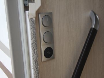 Bürstner BUT569 Nexxo T569 | Vast Bed | Kleine Camper| Elektrische Trap| Douche|